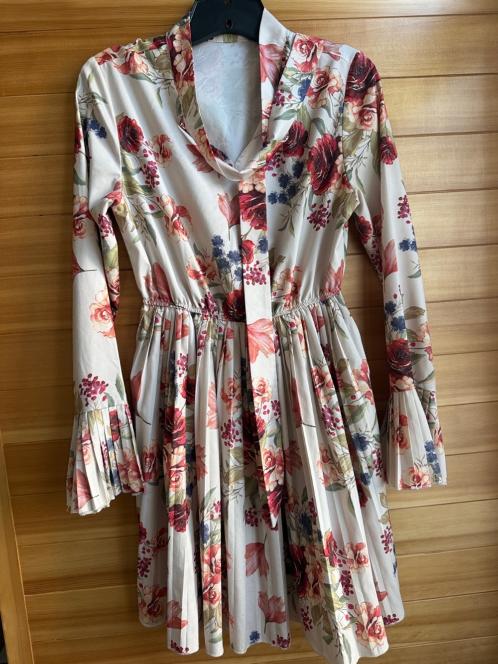 Floral Tie-Waist Long Sleeve Dress in Cream